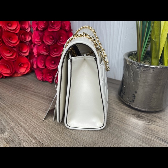 ‼️SOLD‼️Tory Burch savanna leather crossbody 💜💜 - Picture 4 of 9